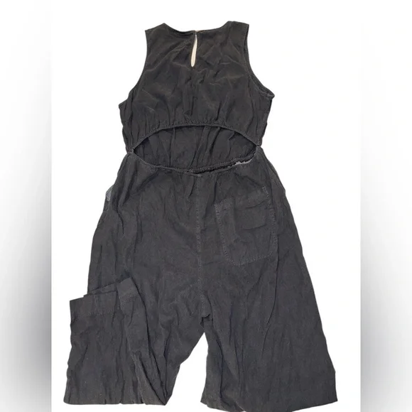 Universal Thread Jumpsuit Open Back NWT - Picture 11 of 13
